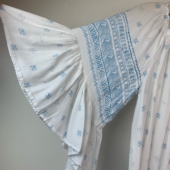 Elan soft lightweight off shoulder beachy flare sleeve tunic blouse mini dress - Picture 4 of 7